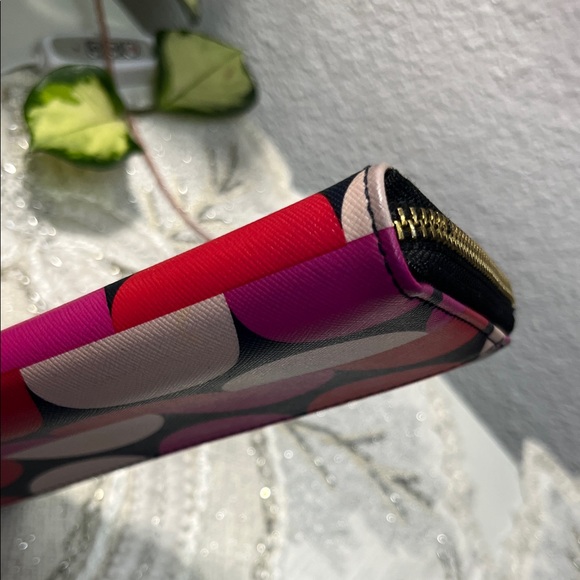 Kate Spade New York Shore Street Neda Continental Wallet - Picture 5 of 14